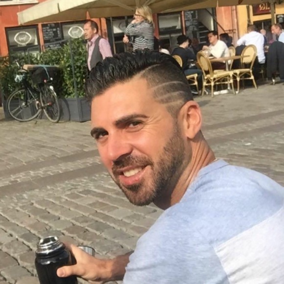 Meet your Posher, Sael - Picture 2 of 3